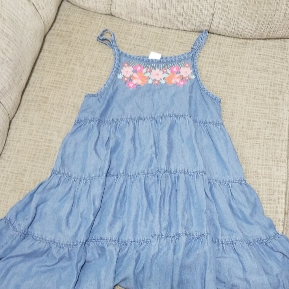 Girls dress